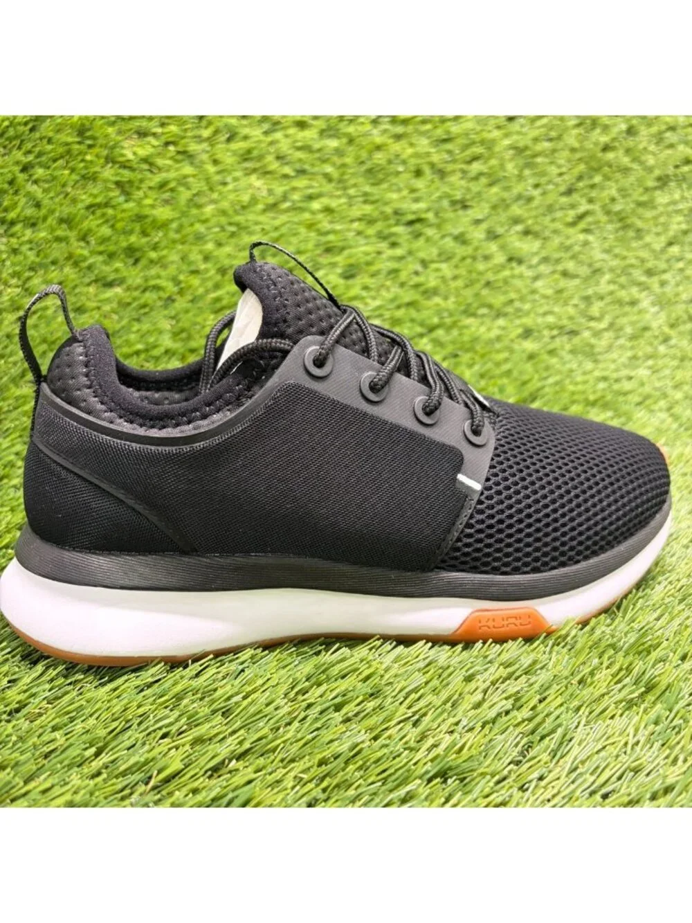 Kuru Atom Womens Size 5D Black White Gum Athletic Running Walking Shoes Sneakers
